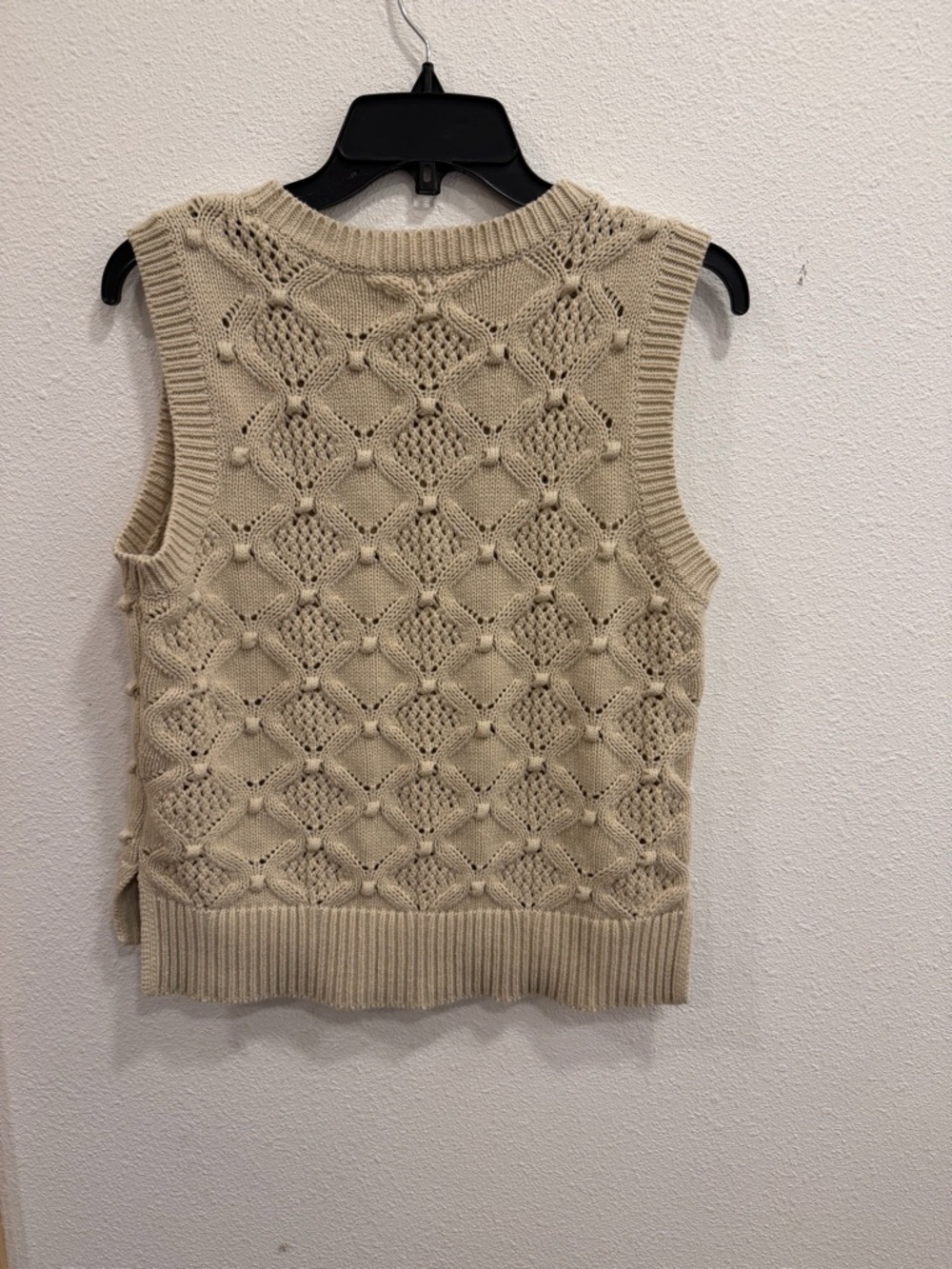 Lucky Brand Beige Openwork Knit Sleeveless Sweater Vest - Picture 4 of 4